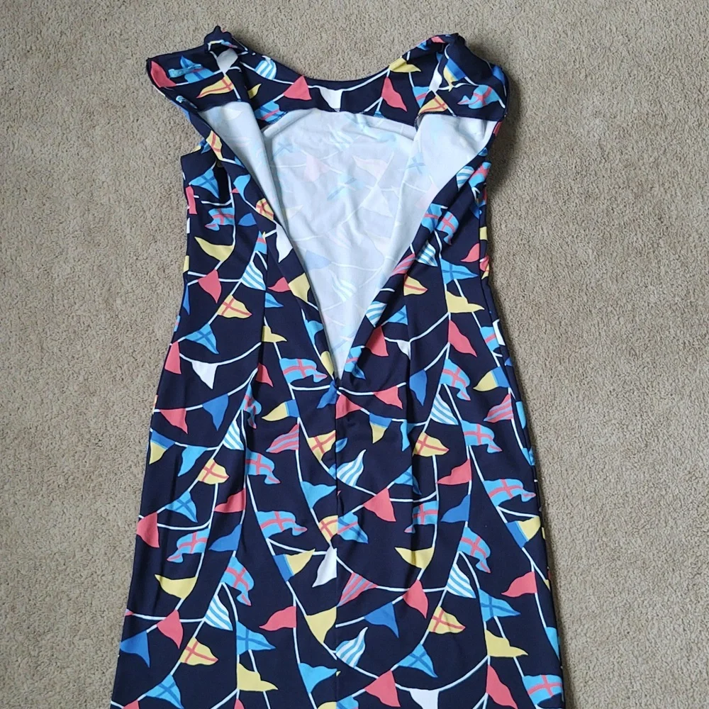 EUC J. McLaughlin Navy Blue Nautical Flags Sheath Dress - Picture 5 of 5